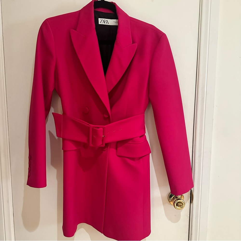 Zara double breasted blazer dress size M worn once amazing condition magenta